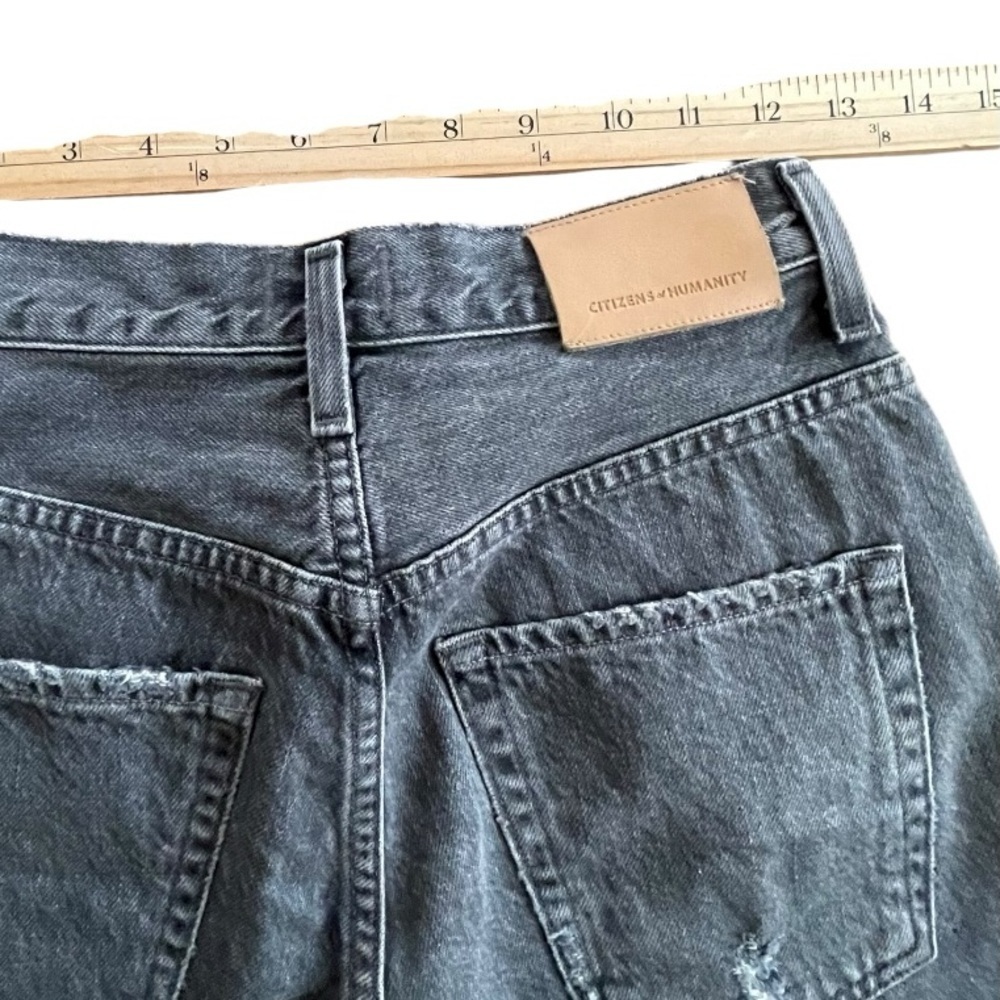 Citizens of Humanity Jean shorts (med length) Size 24 - Picture 6 of 10